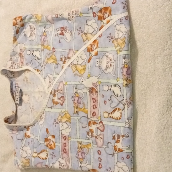 Women's T . L . C Scrub Top - Picture 1 of 3